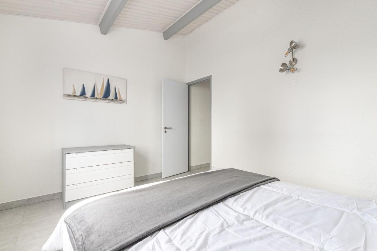 Appartement Pour 4 - 450M Plage Des Sables D'Or La Guérinière Esterno foto
